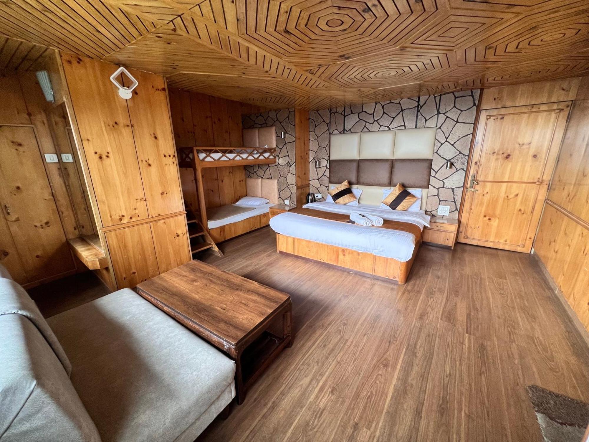 Victory Hotel And Restaurant By Gs Hospitality Shimla Exterior foto
